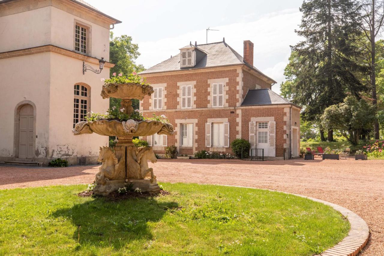 Chateau De Charmeil- Vichy Chambres D'Hotes Exterior photo